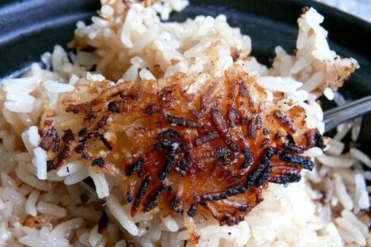 How to Remove Burnt Rice Smell