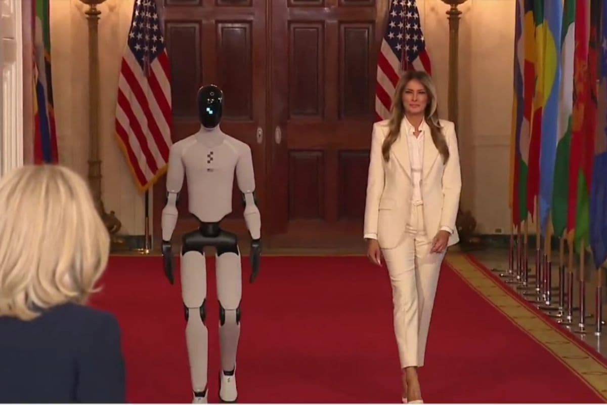 कौन है Figure 03? मेलानिया ट्रंप के साथ चलते रोबोट ने व्हाइट हाउस में लूट ली महफिल