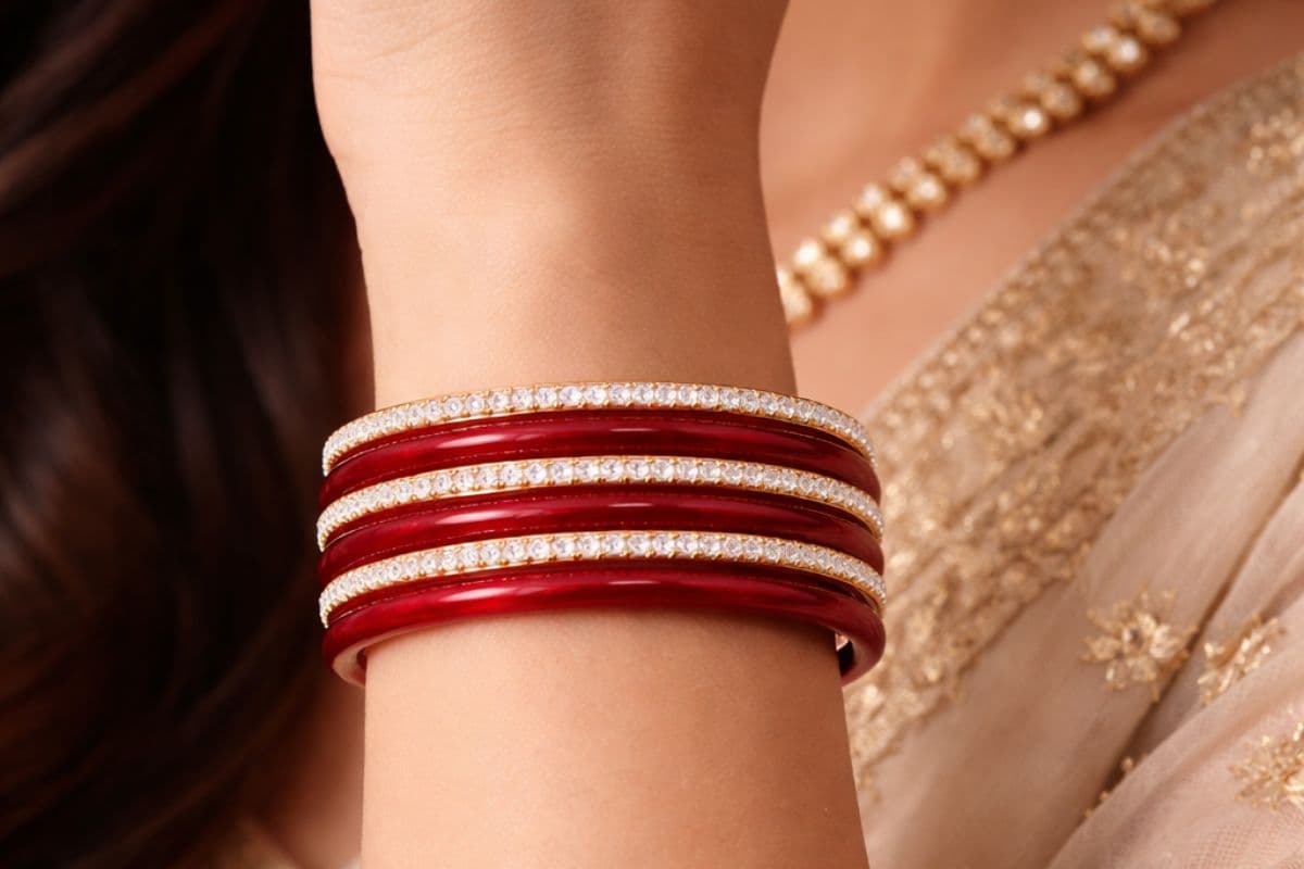 Minimal Diamond Bangle