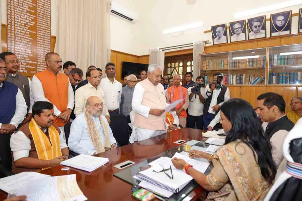 बिहार में 5वीं सीट के लिए फंसा पेंच, आखिरी 15 घंटे में खुलेगा राज, NDA विधायकों को वोटिंग से ठीक पहले मिलेगा टारगेट