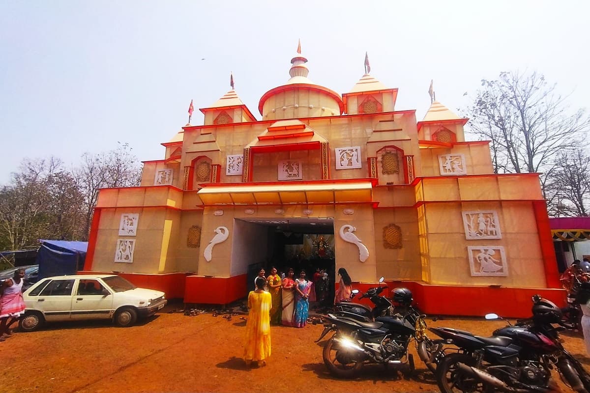 Novamundi Basanti Puja: नोवामुंडी में महाष्टमी पर बासंती पूजा का भव्य आयोजन, 1982 से चली आ रही परंपरा