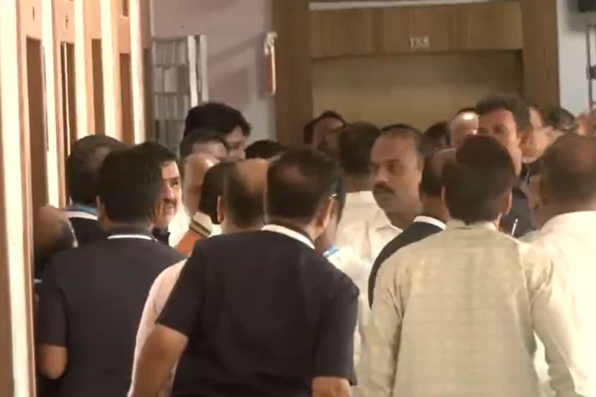 ओडिशा राज्यसभा चुनाव: BJD और BJP विधायकों के बीच झड़प, क्रॉस वोटिंग का भी आरोप