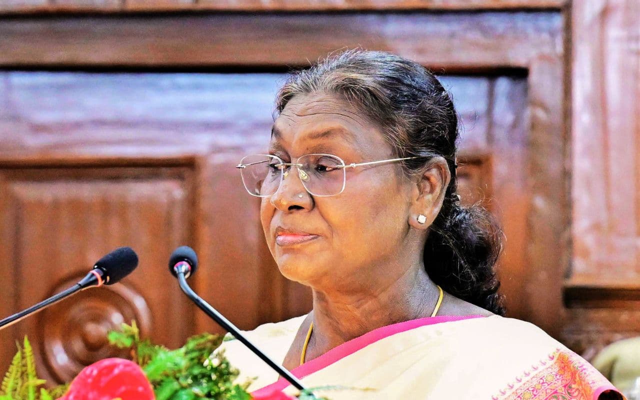 संताल इतिहास और शिक्षा पर राष्ट्रपति का जोर, बोलीं- कई नायकों को इतिहास में जगह नहीं मिली