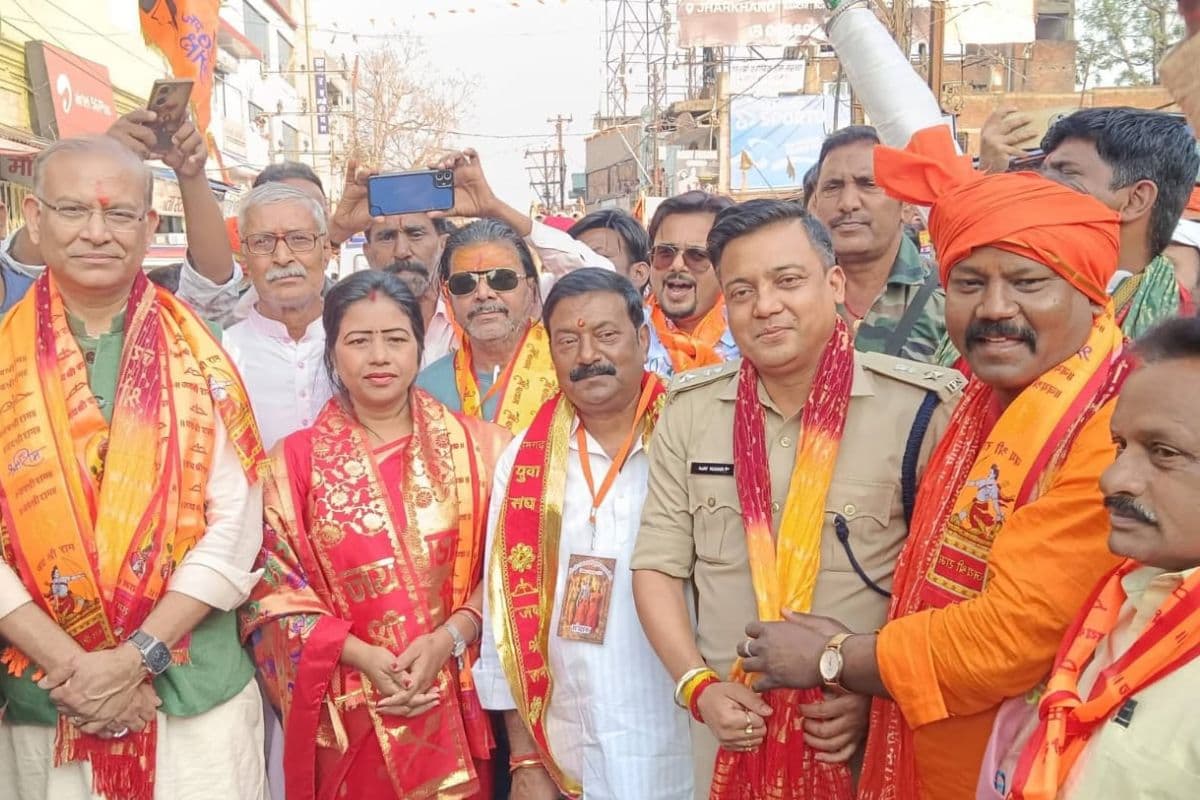 Ramgarh: भव्य मंगला शोभा यात्रा में उमड़ा आस्था का सैलाब, जय श्रीराम की गूंज