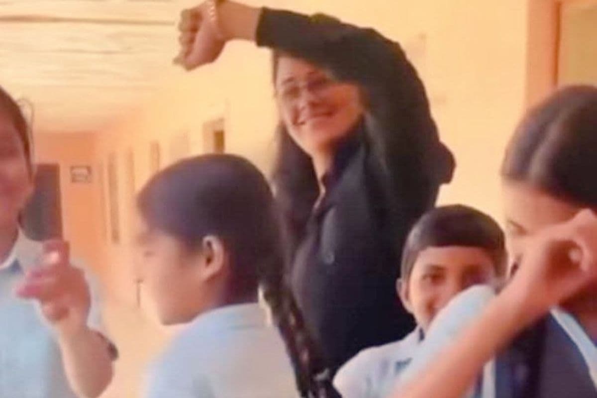 स्कूल में अब छात्र नहीं बना पाएंगे वीडियो और रील्स