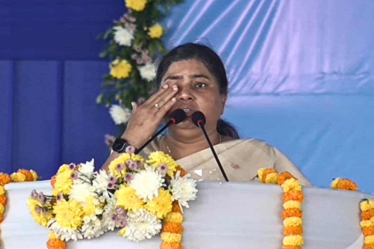 पूर्णिया में छलके मंत्री लेसी सिंह के आंसू, बोलीं- मुश्किल में कृष्ण की तरह ढाल बने रहे CM नीतीश