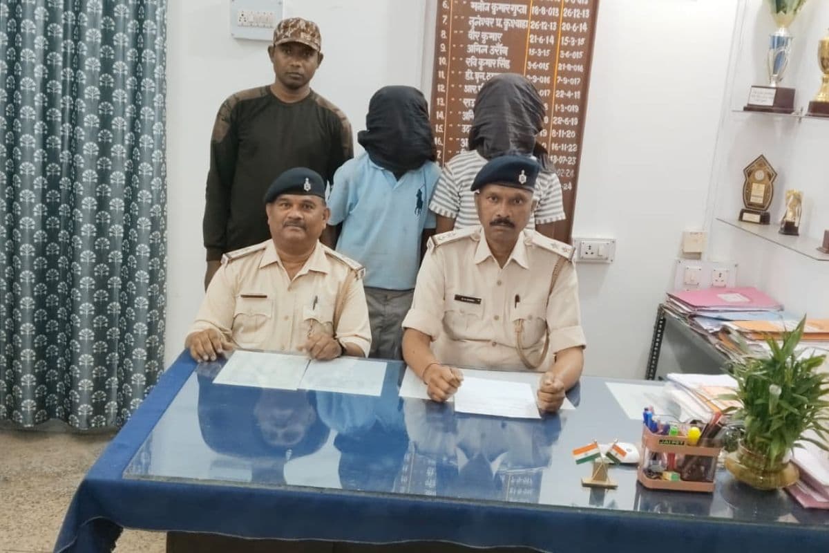 सरायकेला में रिश्तों का कत्ल: पिता-पुत्र ने मिलकर भतीजे को लाठी-डंडों से पीटा, मौत