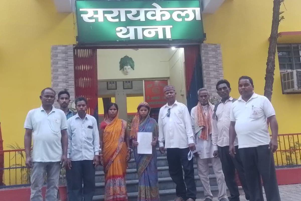 ममता पर दहेज हावी: ‘2 लाख दो फिर मिलेंगे बच्चे’, जान बचा मायके पहुंची सरायकेला की पीड़िता ने सुनाई दास्तां