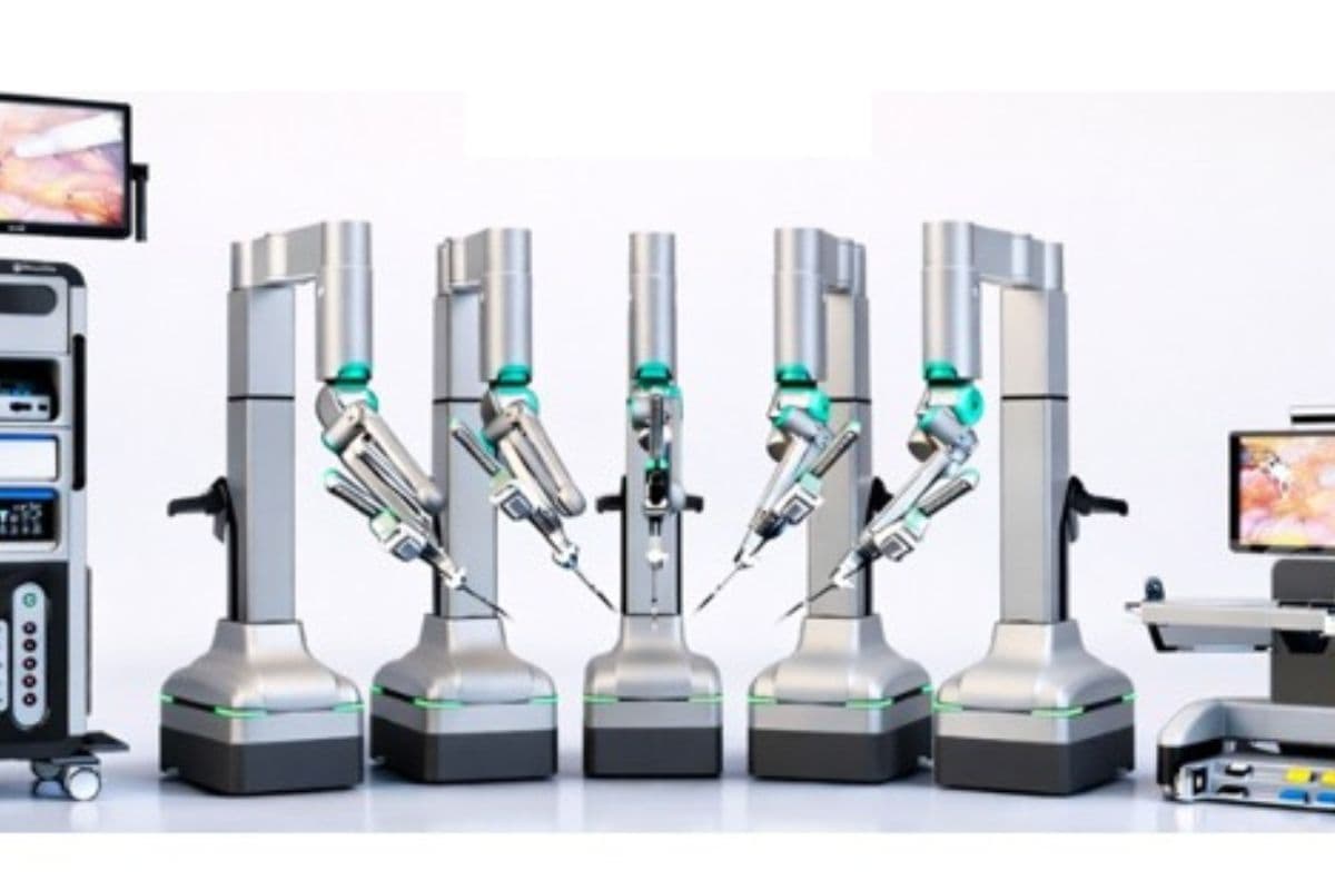 सवेरा कैंसर हॉस्पिटल में रोबोटिक सर्जरी की सफल शुरुआत, बिना दर्द और चीरे के इलाज संभव