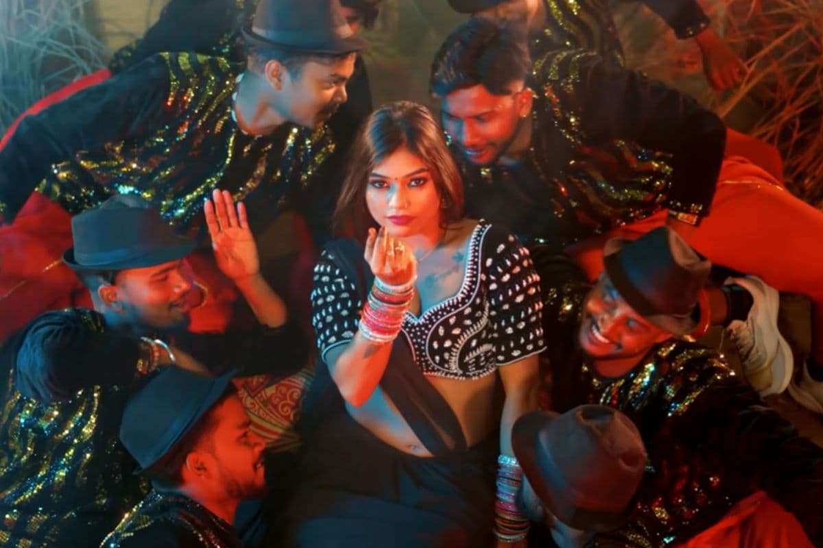 शादी-पार्टी में मचाएगा धमाल शिल्पी का गाना ‘तहरा परोजन में’, देखें काजल राय का जबरदस्त डांस