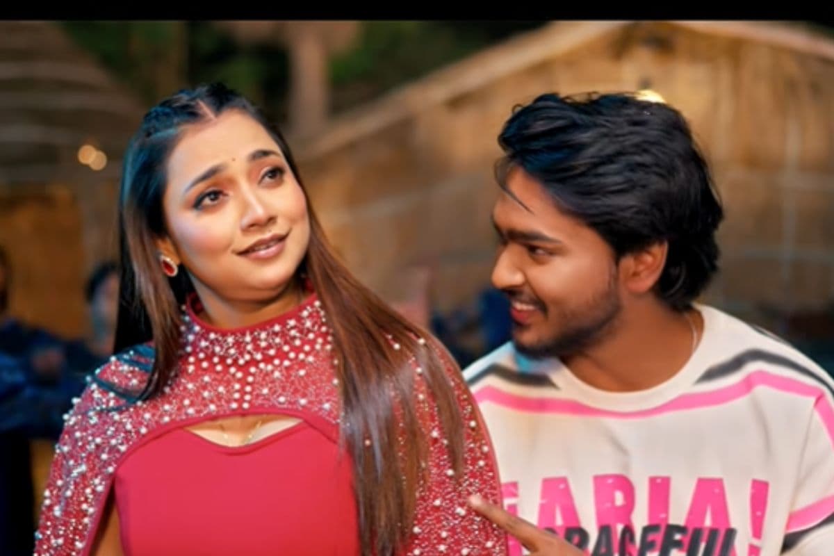 आस्था सिंह के ठुमकों से सजा ‘गाल रसगुल्ला’, रिलीज होते ही छाया गाना