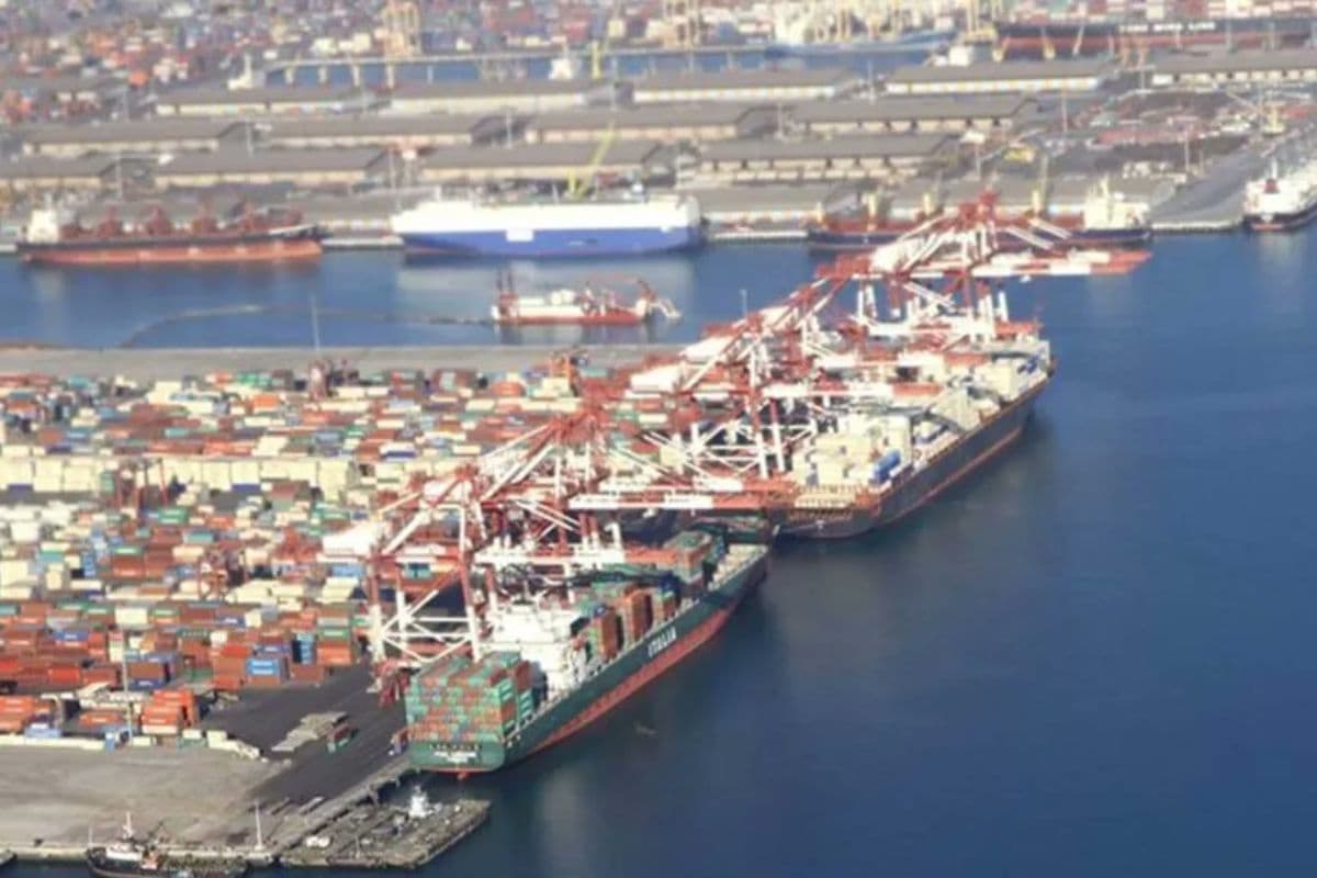 ईरान के चाबहार में अमेरिकी एयर स्ट्राइक, धमाकों से दहला इलाका