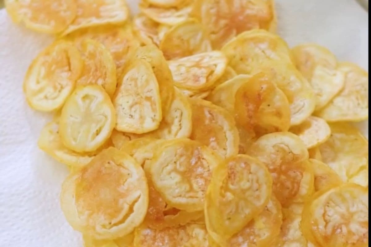 शेफ कुणाल कपूर से जानें कच्चे केले के चिप्स बनाने का तरीका