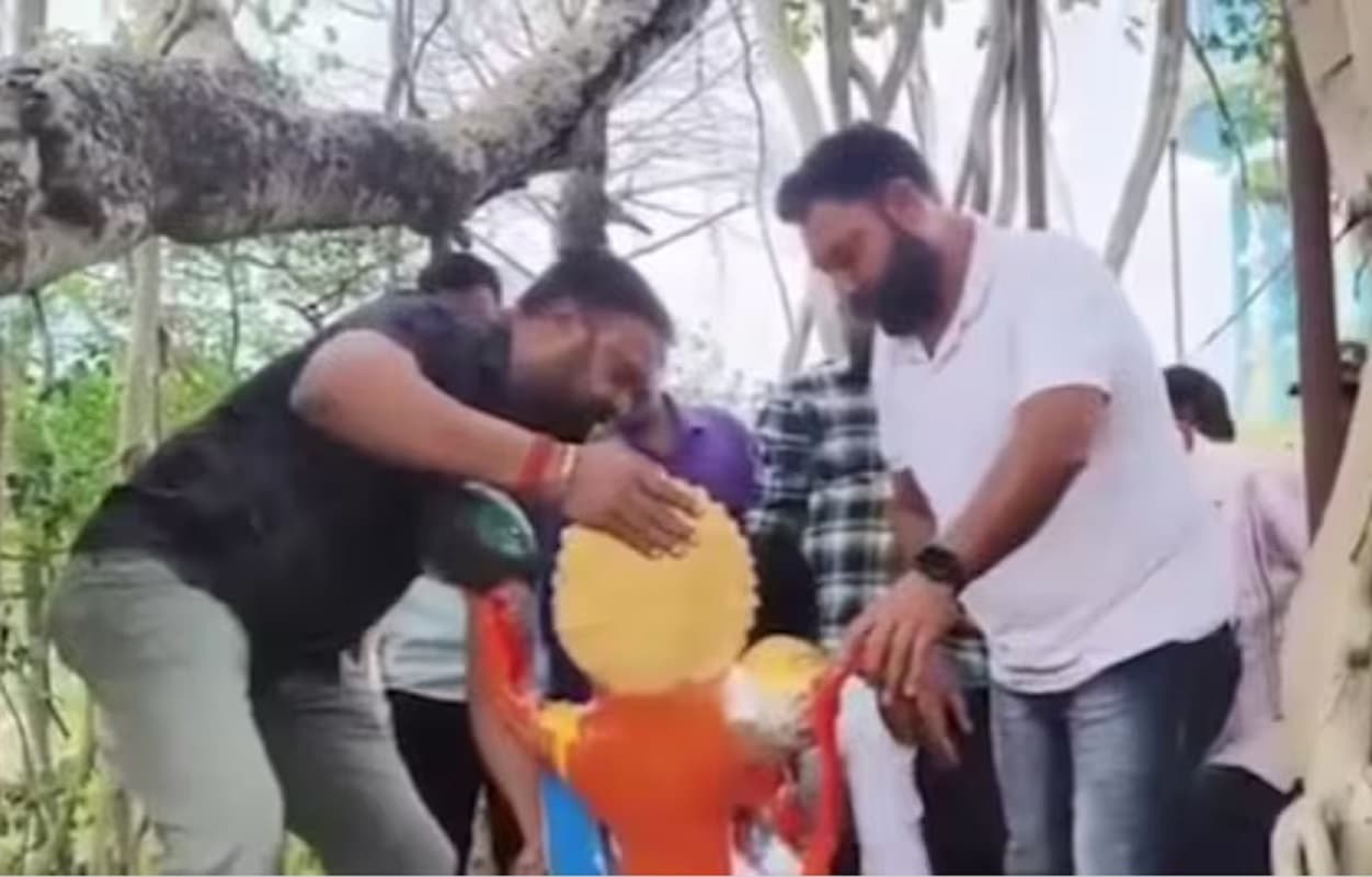 रामनवमी से पहले बंगाल में बढ़ा सांप्रदायिक तनाव, पुरुलिया में प्रतिमा खंडित देख बिगड़ा माहौल