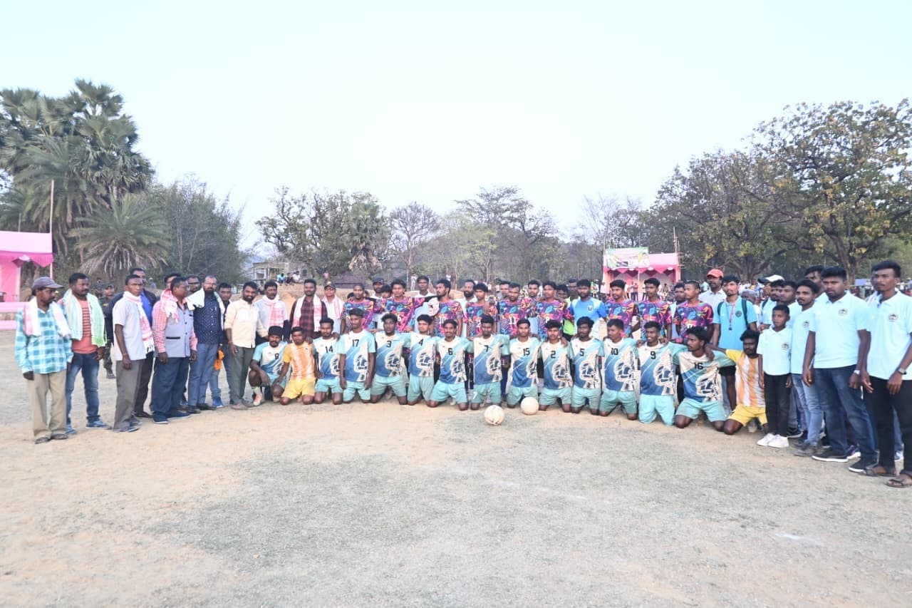 East Singhbhum News : तुईबासा को हराकर लोकल हंटर बना चैंपियन