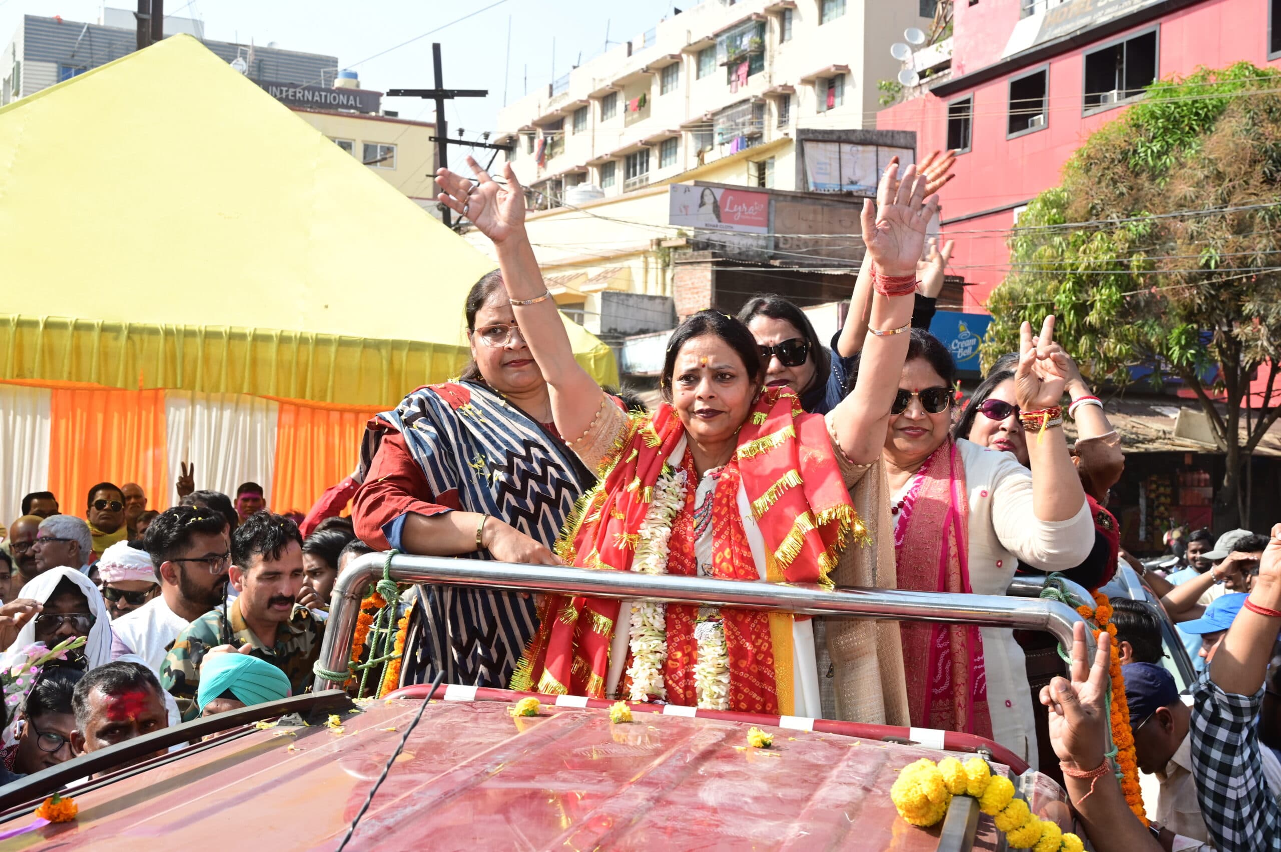 Jamshedpur News : मानगो में निकला सुधा गुप्ता का भव्य विजय जुलूस, जनता के आशीर्वाद को किया नमन