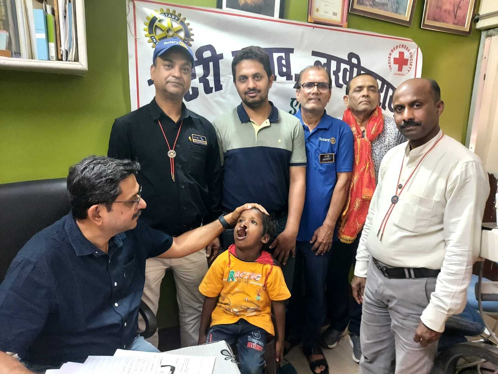 जन्म से कटे होंठ व तालु के मरीजों का हुआ निःशुल्क परीक्षण