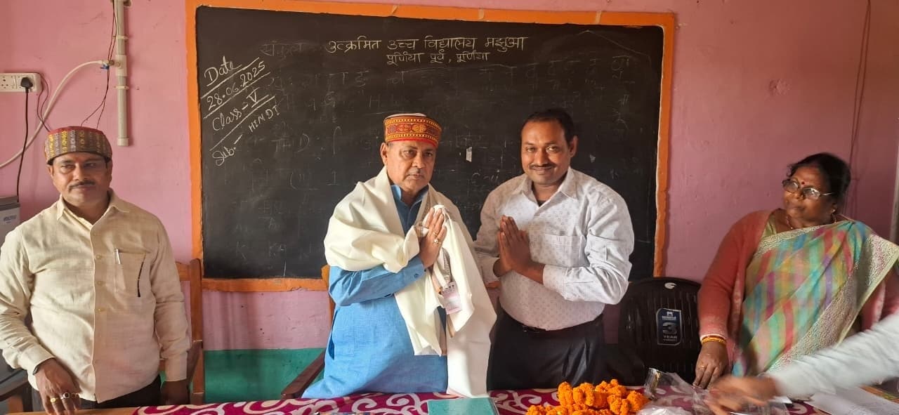 सरकार ने सुदृढ़ की है विद्यालयों की आधारभूत संरचना : खेमका