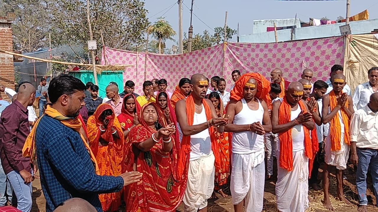 बाघनाडीह गांव में धूमधाम से हुआ सूर्याहु पर्व