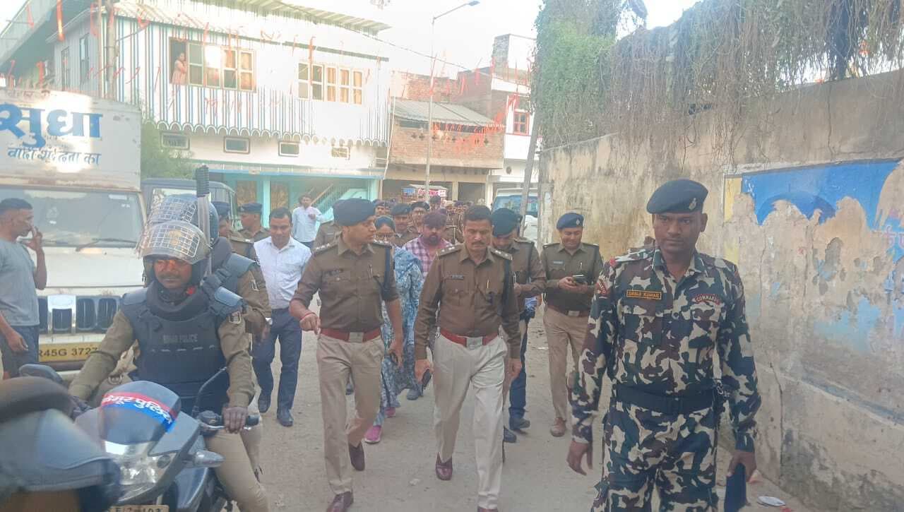 कानून-व्यवस्था भंग करने की कोशिश करने वालों पर सख्त कार्रवाई