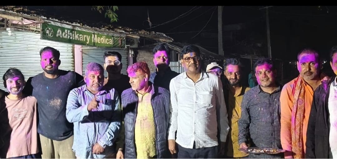 पौआखाली बाजार में उमंग व उत्साह के साथ हुआ होलिका दहन