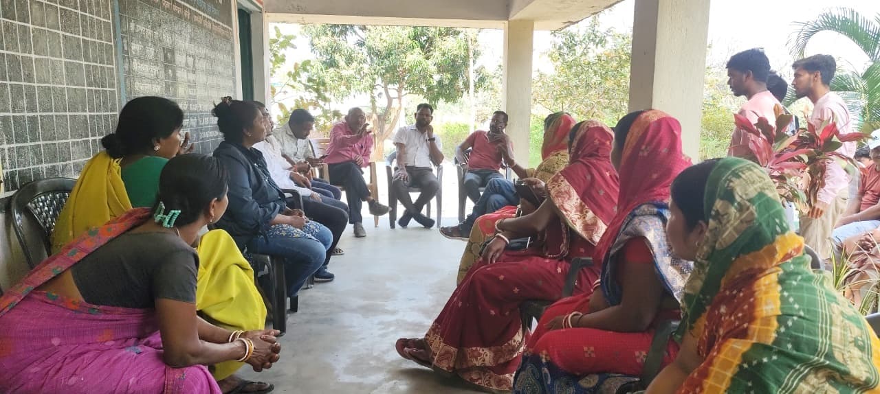 East Singhbhum News : 25 छात्रों की बोर्ड परीक्षा छूटी, भविष्य से खिलवाड़ का आरोप