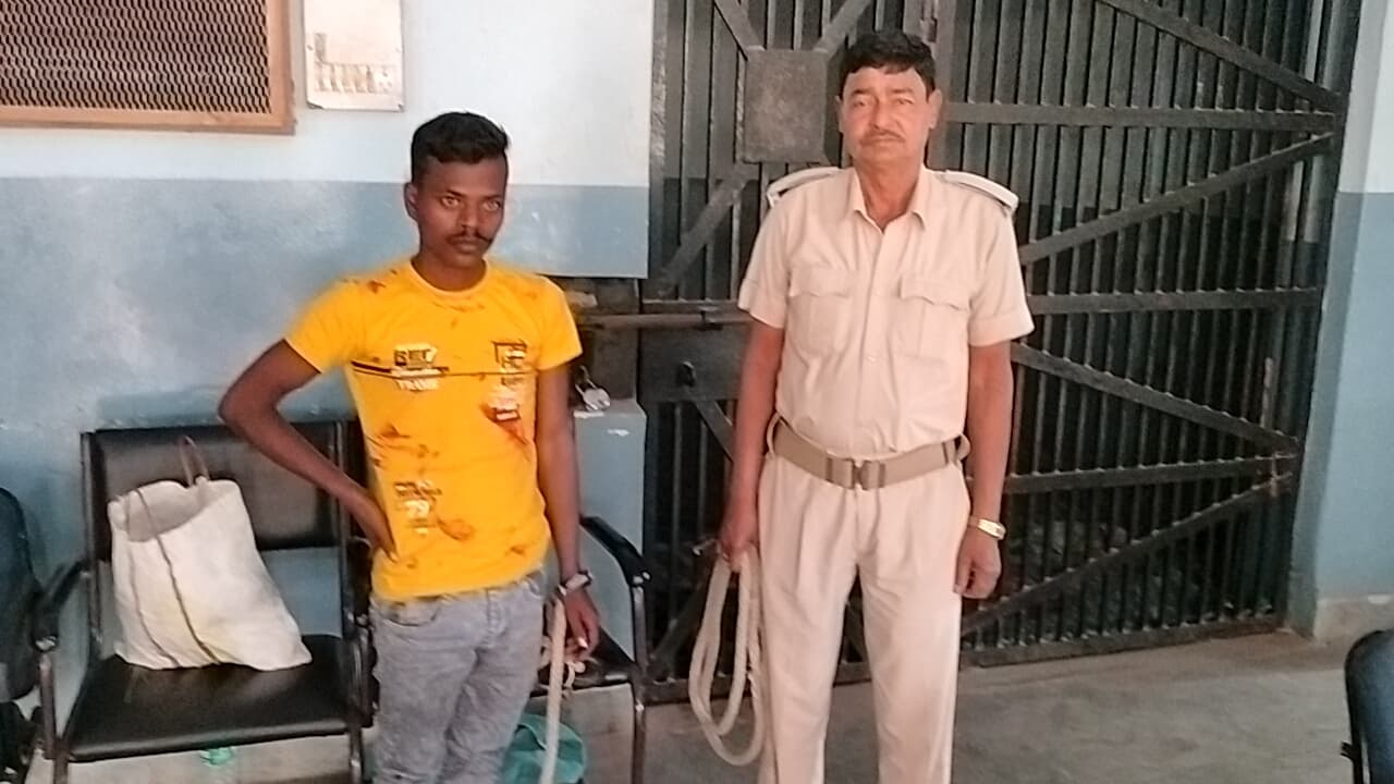 रामपुर मुसहरी गांव से फरार शराब तस्कर गिरफ्तार