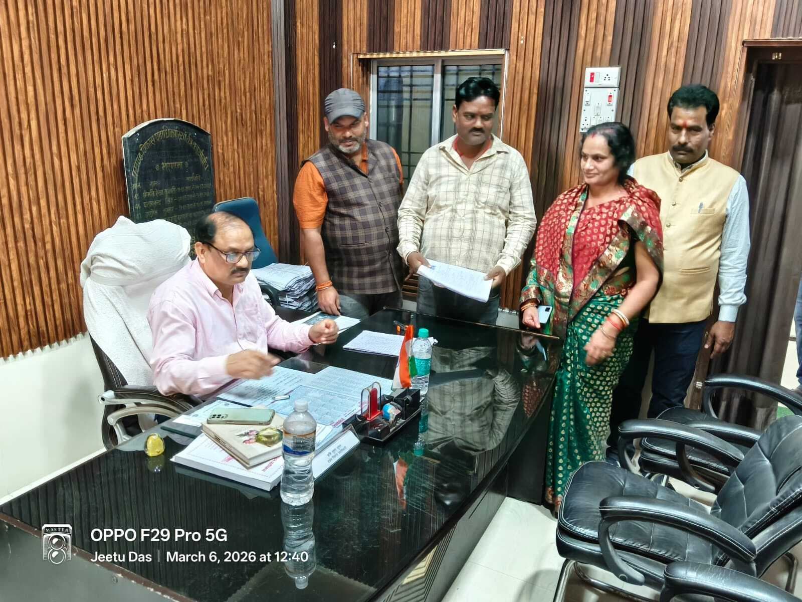 पहले दिन दो प्रत्याशियों ने भरा पर्चा