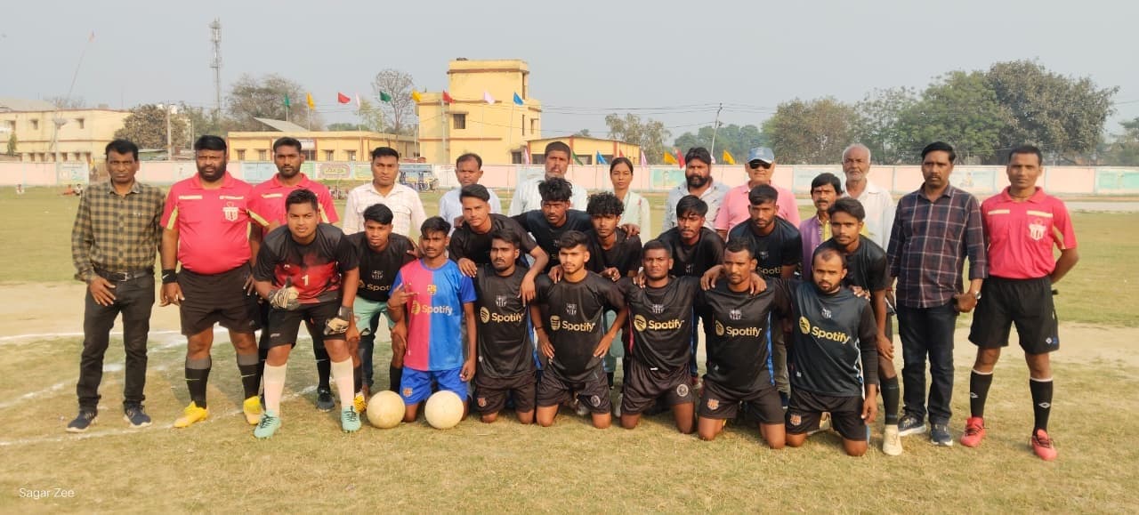 दूसरे सेमीफाइनल में मुरारपुर ने नौवागढ़ी को 8-7 से किया पराजित