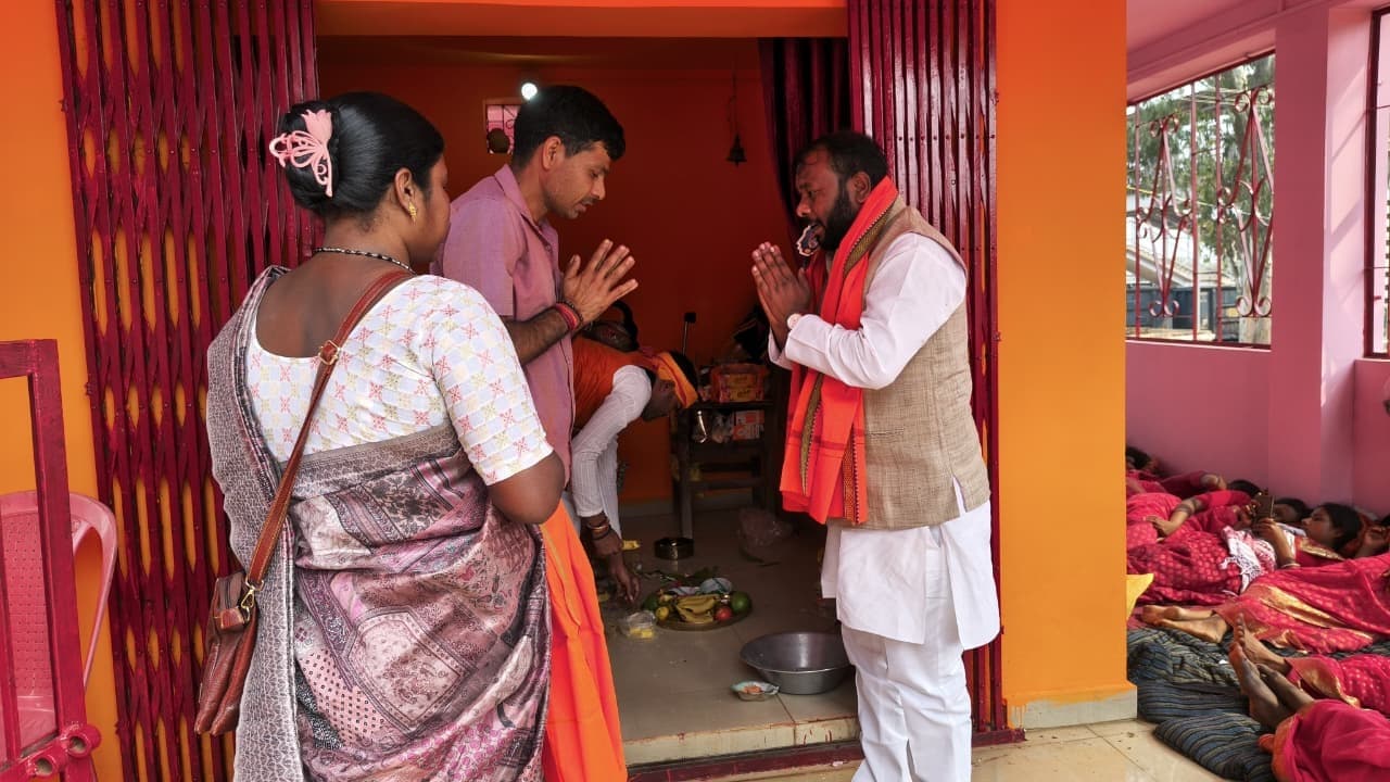 बक्सपुर में हनुमान मंदिर की प्राण प्रतिष्ठा