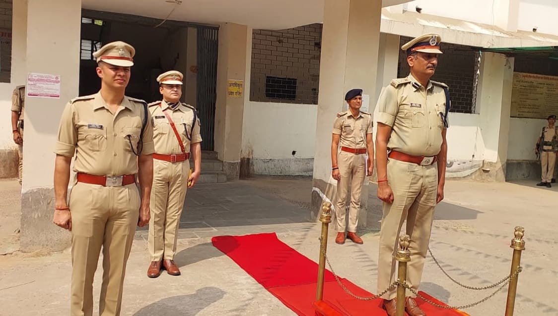 अपराधी किसी भी कीमत पर बच न सके : डीआईजी