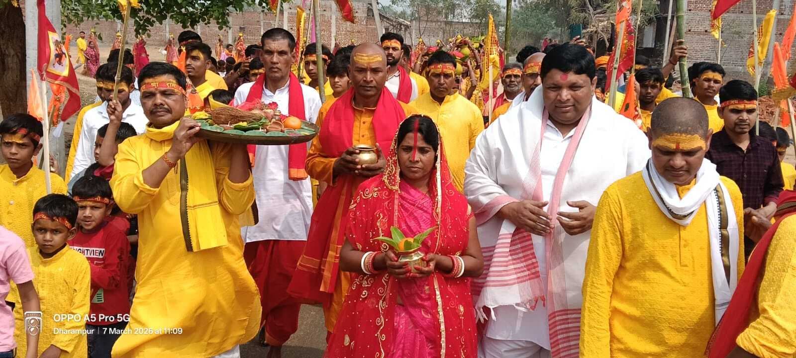 प्राण-प्रतिष्ठा को लेकर 151 महिलाओं ने निकाली कलश यात्रा