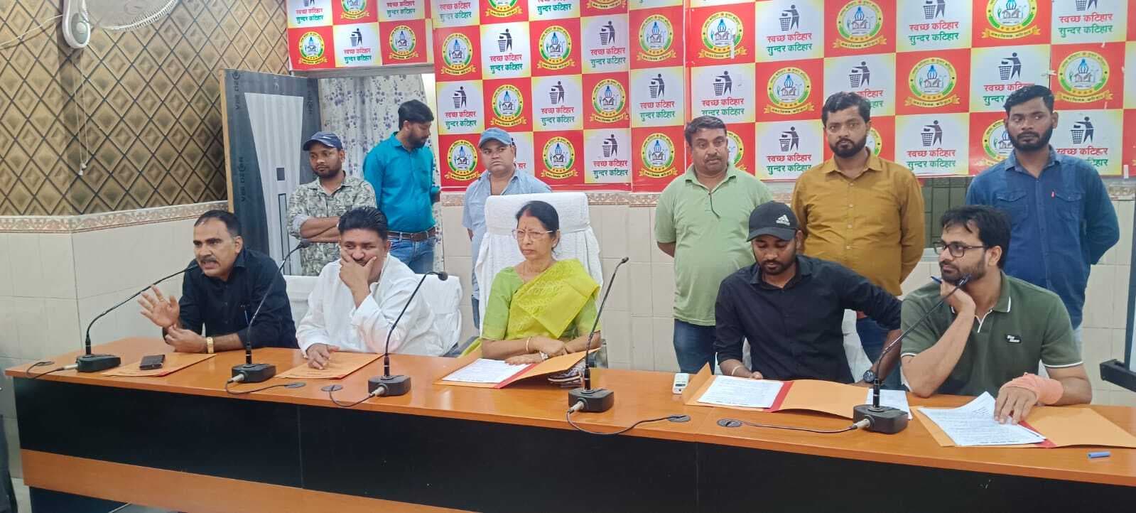 कटिहार में खुले में मांस बिक्री पर रोक, बिना लाइसेंस दुकान चलाने पर होगी कार्रवाई