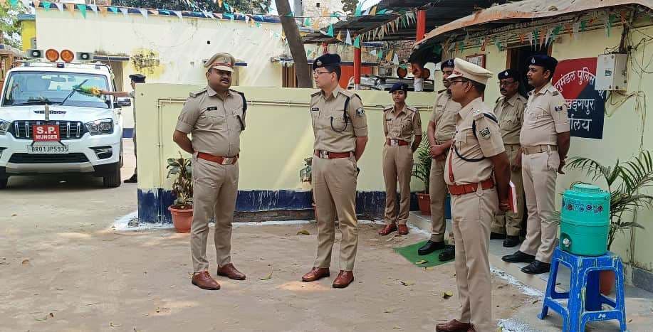 थाने में लंबित कांडों का करें त्वरित निष्पादन : एसपी