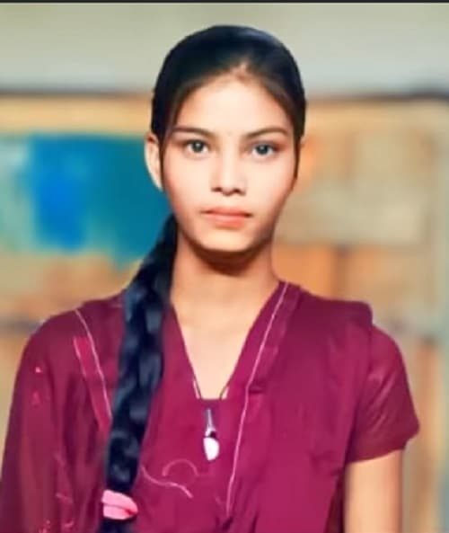 Bokaro News : पिंड्राजोरा की पुष्पा को खोजने वाले को मिलेगा 25 हजार रुपये का इनाम