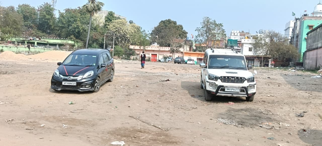 कागजों पर बन रही रणनीति, प्रशासन की अनदेखी व सुस्ती से नहीं बदल रही शहर की व्यवस्था