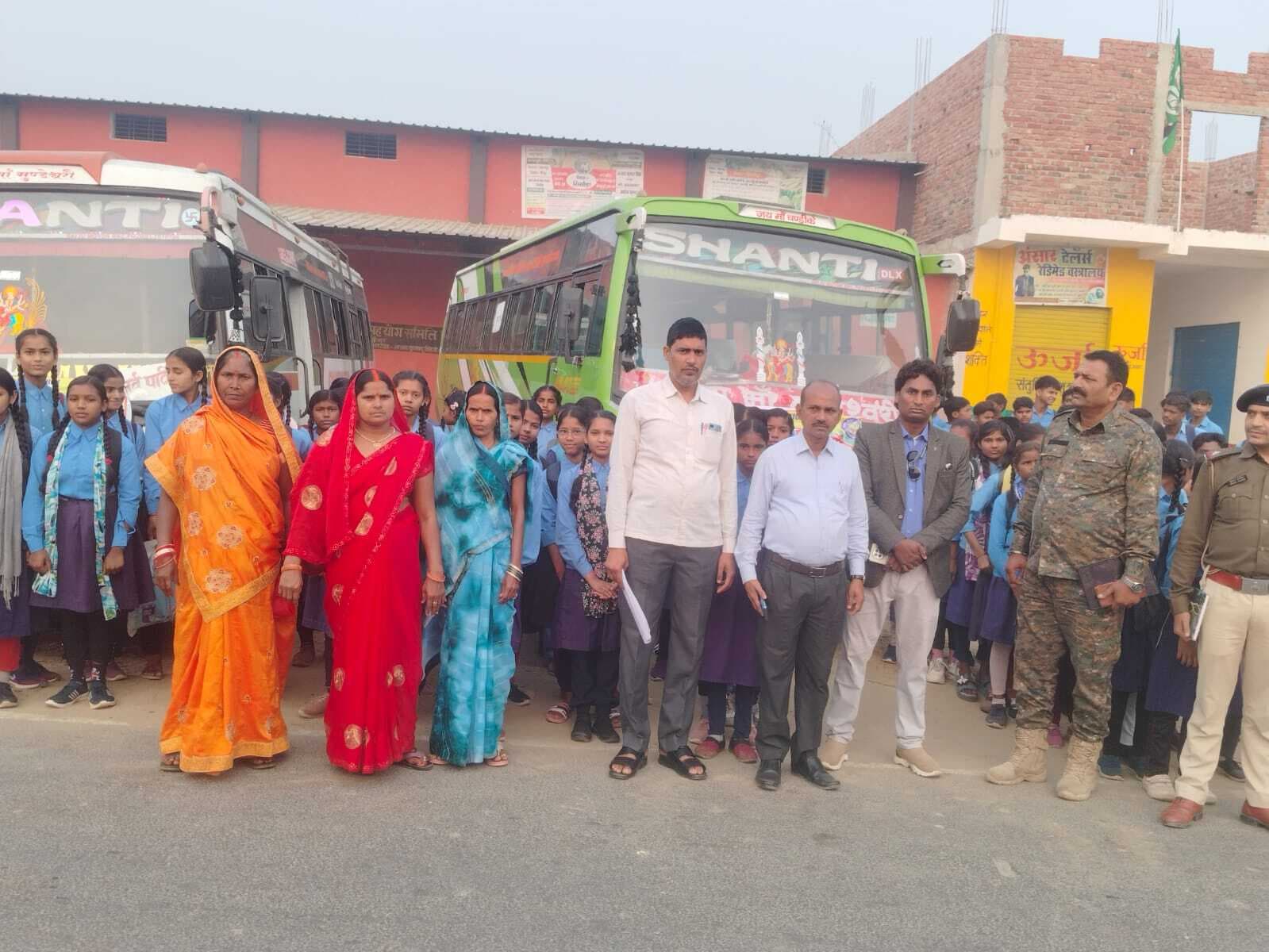 सिसौडा के छात्र शैक्षणिक परिभ्रमण पर रवाना