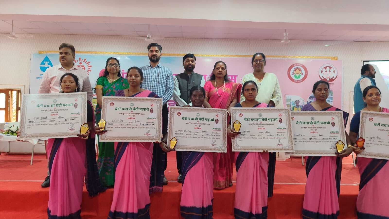 खूंटी की महिलाओं की खेल सहित कई क्षेत्रों में उपलब्धियां : डीडीसी