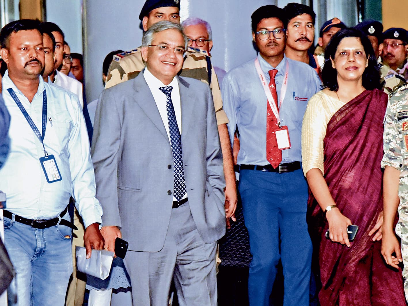 चुनाव तैयारियों का जायजा लेने कोलकाता पहुंचे मुख्य चुनाव आयुक्त