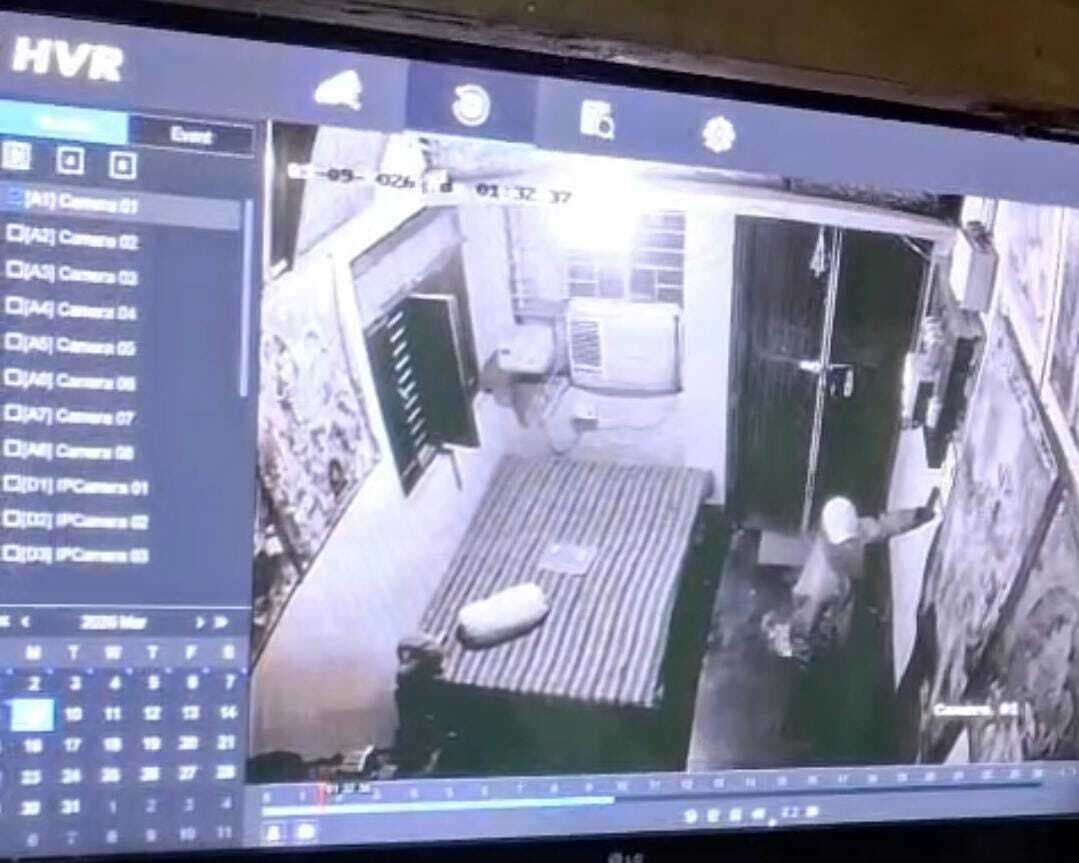 जाने माने ज्योतिषाचार्य के घर चोरों ने की तीन लाख से अधिक मूल्य के बेशकीमती पत्थरों की चोरी