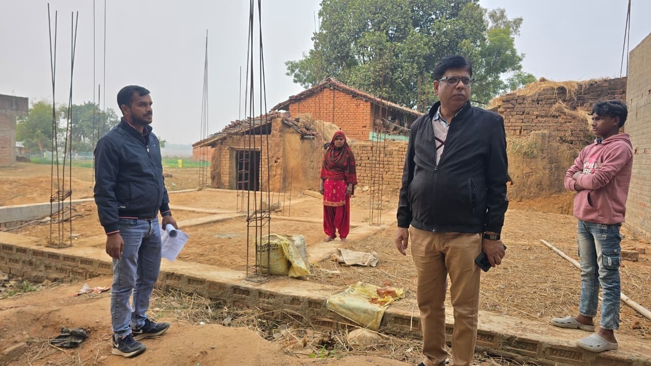 नारायणपुर में 1933 अबुआ व 588 पीएम आवास निर्माण ठप