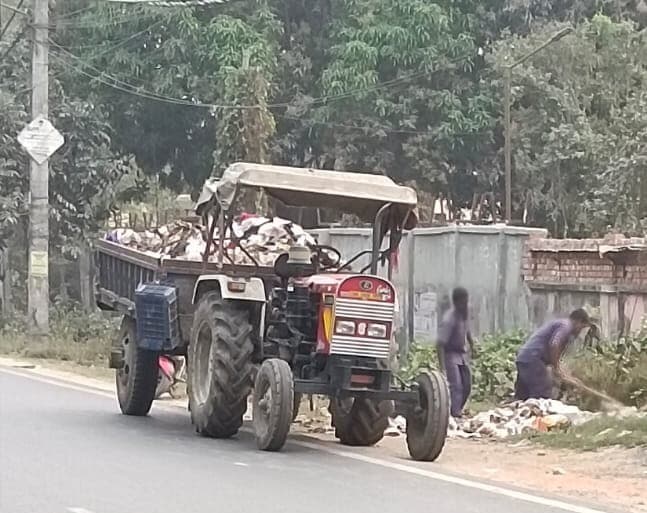 समय पर नहीं हो रहा अस्थाई डंपिंग स्थल से कचरे का उठाव, शहरवासी परेशान