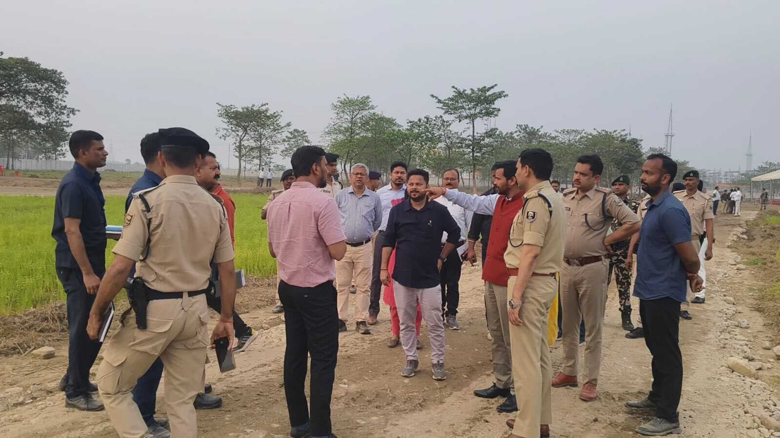 कार्यक्रम के दौरान बैरिकेडिंग व यातायात व्यवस्था की करें तैयारी