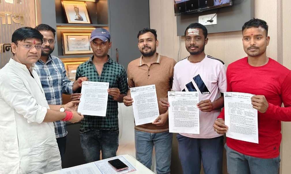 Bhagalpur news नप में पांच स्वच्छता साथियों को मिला नियुक्ति पत्र, फॉगिंग शुरू