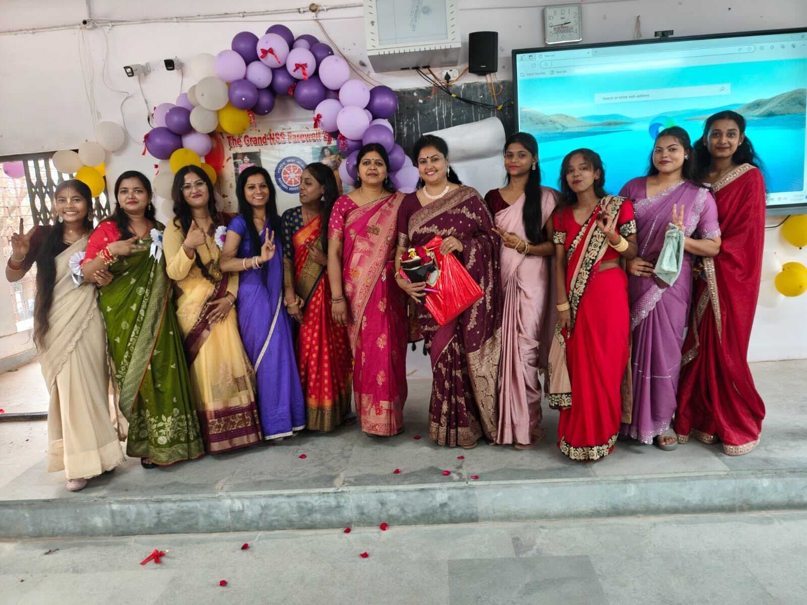 एनएसएस पीओ के कार्यकाल समाप्त होने पर दी विदाई