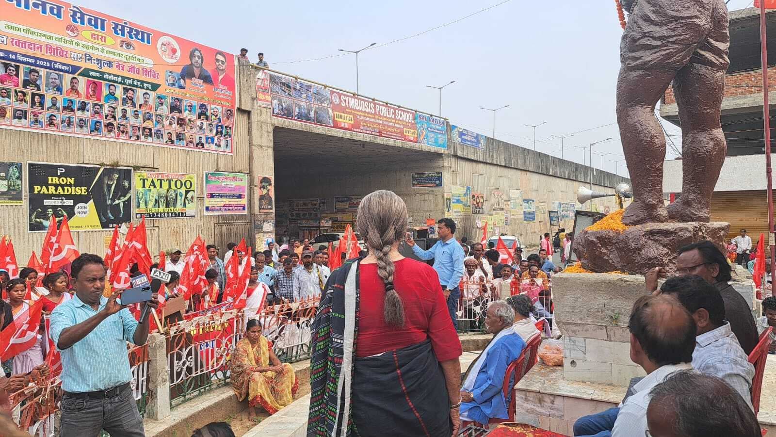 मोदी सरकार ने देश के किसान मजदूर के हित को बेच दिया : वृंदा करात