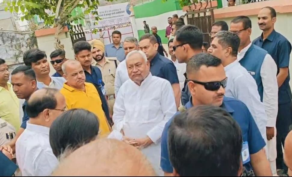 मांगों को लेकर दर्जनों गेस्ट प्रोफेसर मिले सीएम से