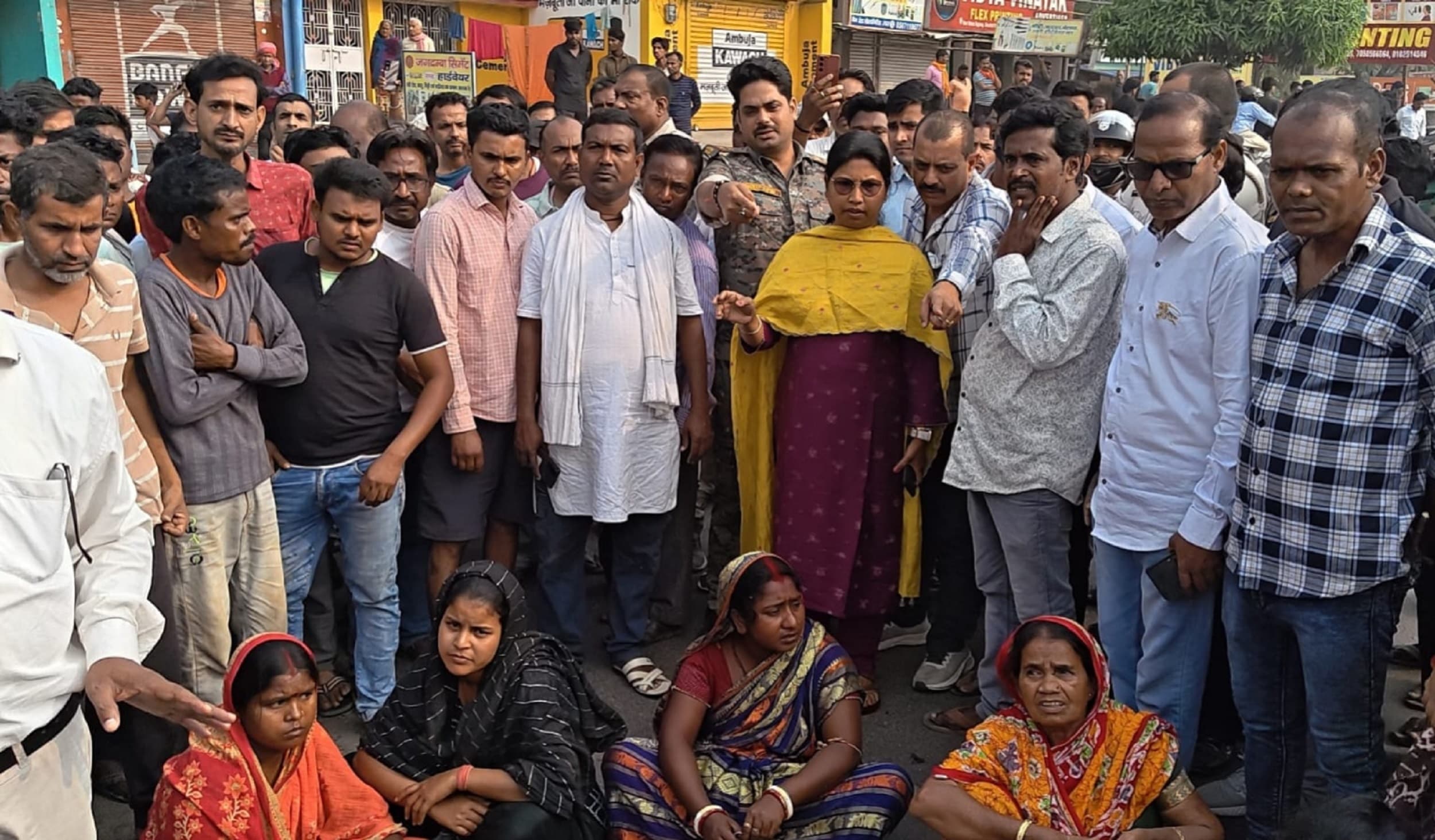 Bokaro News : बच्चे की मौत के बाद धनबाद पथ 12 घंटे रहा जाम