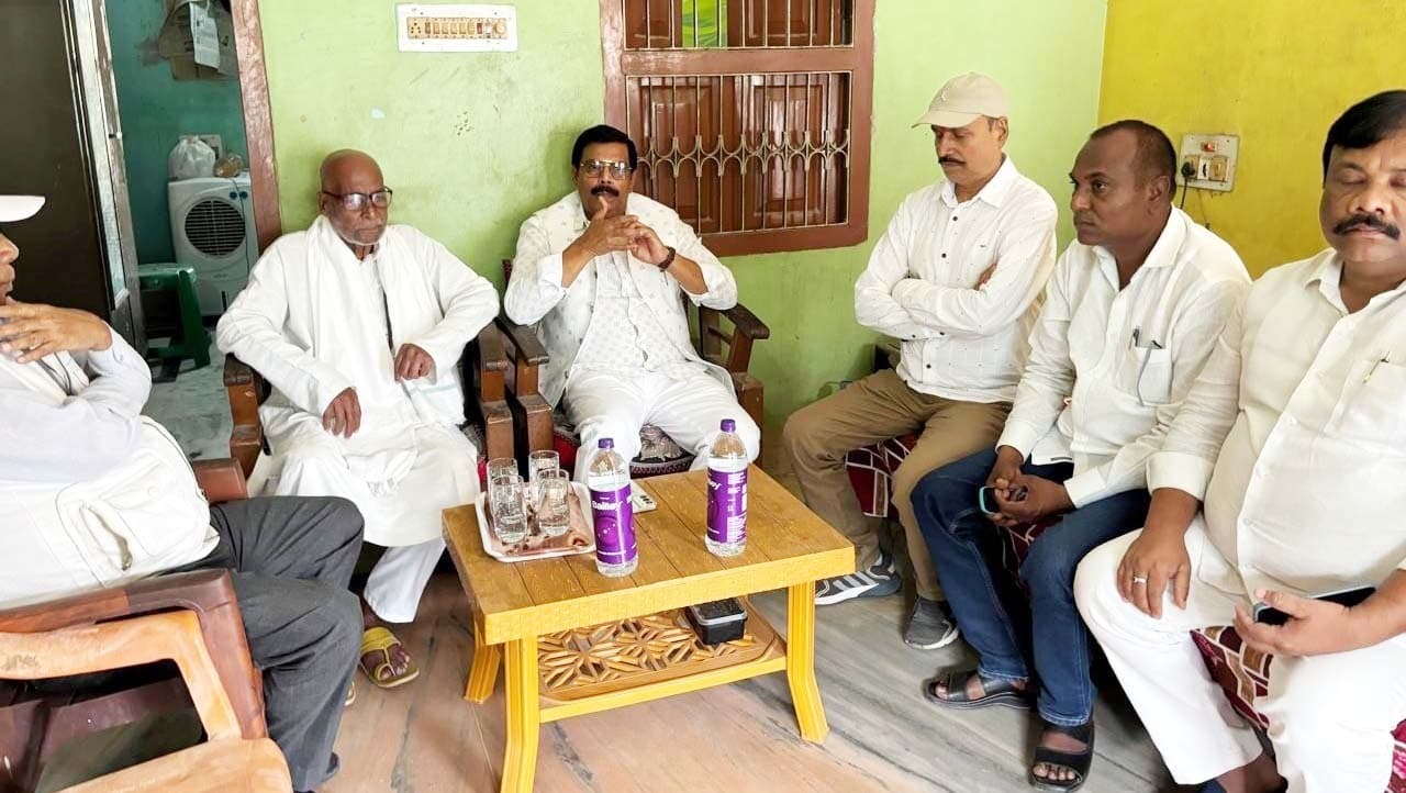 समाजसेविका गीता रानी को पूर्व सांसद आनंद मोहन ने दी श्रद्धांजलि