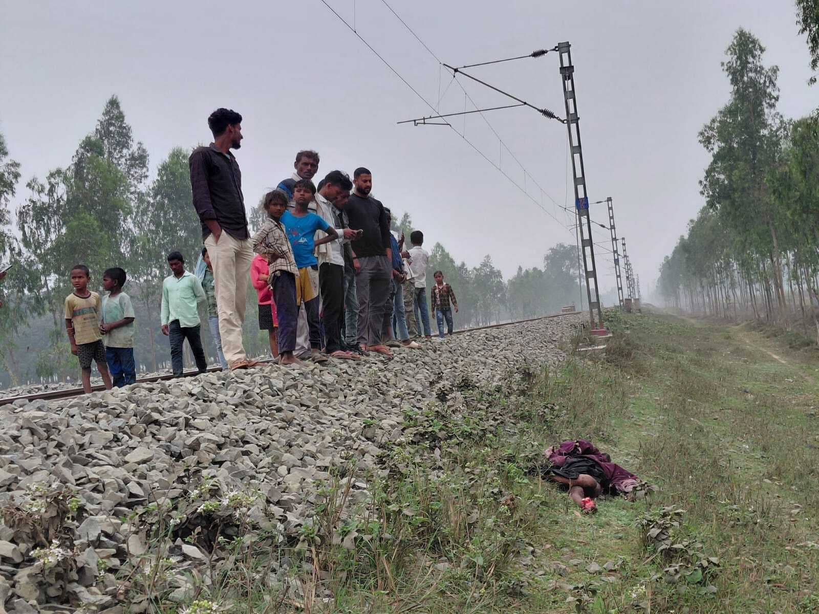 ट्रेन से कट कर युवक की मौत